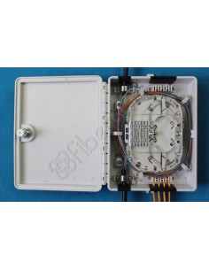 <p>Es un producto diseñado para finalizar los cables de fibra óptica en conectores SC/LCD para la futura administración de estos 2